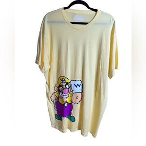 NWOT Nintendo Unisex Yellow Super Mario Short Sleeve Graphic Tee Shirt - Size XL